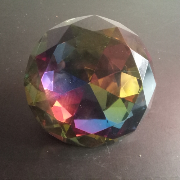 Krakovski from Ashland Decor Multicolor & Multifaceted Rainbow 3.5" Prism - Picture 2 of 5